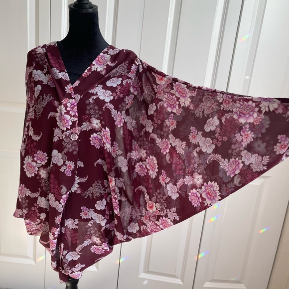 Forever 21 Burgundy Chiffon Kimono - Picture 2 of 7